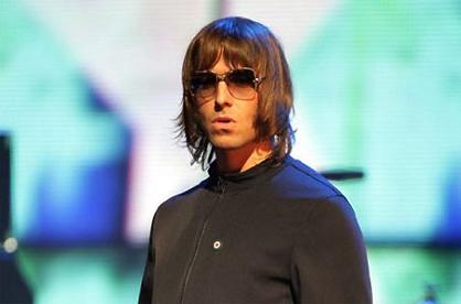 Liam Gallagher smedet sammen igen Liam Gallagher smedet sammen igen
