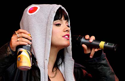 Nyt fra Lily Allen Nyt fra Lily Allen